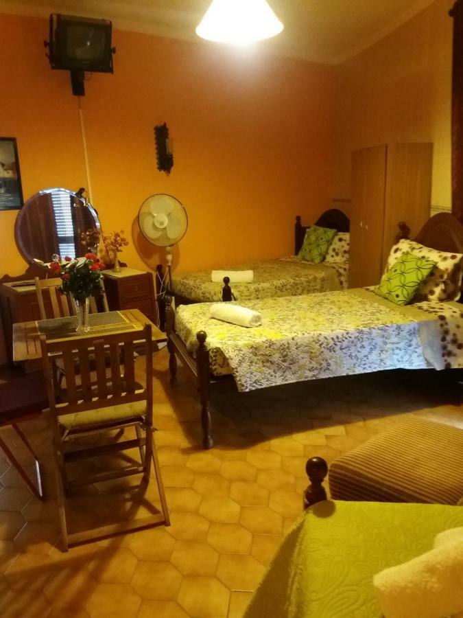 Guest House Pacifica Quarteira Exterior photo